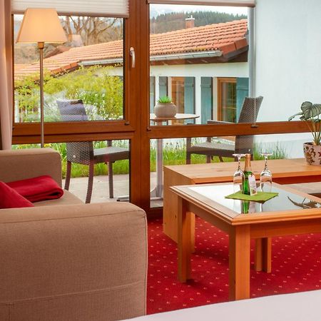 Landhotel Gockelwirt Eisenberg  Exterior photo